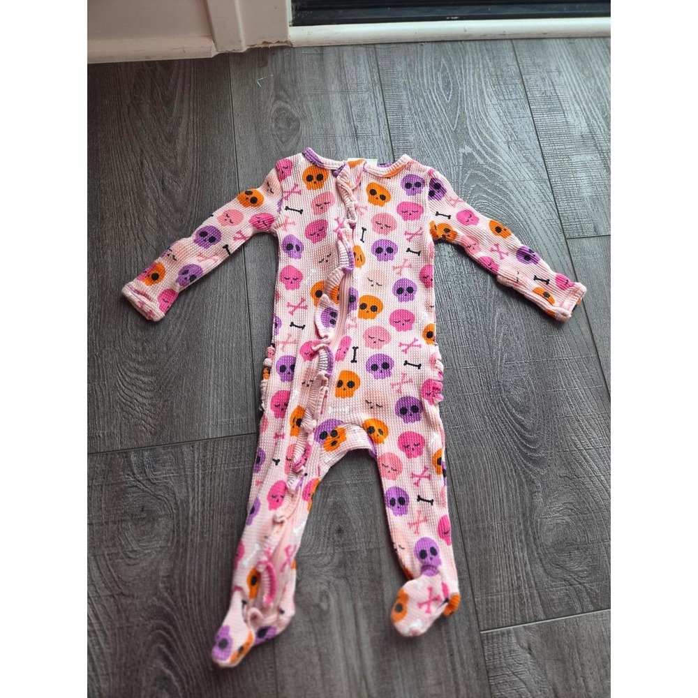 Spearmintlove baby girl halloween sleeper 3-6 mos